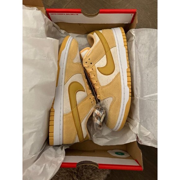 Nike dunk low LX celestial gold / wheat gold-sail7.5W 6M